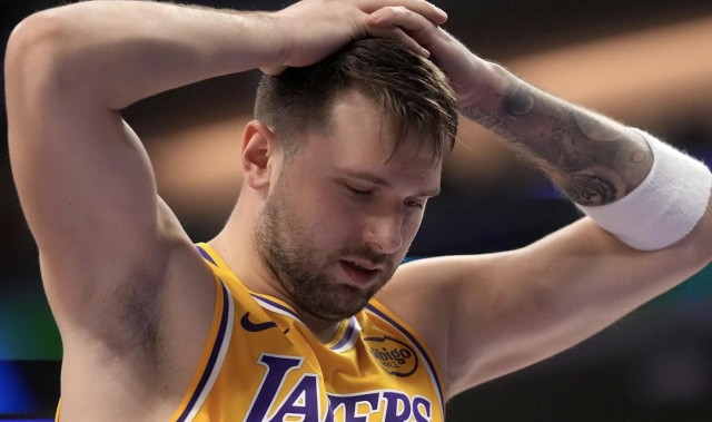 开云官网-雷迪克：东契奇腿筋酸痛会接受检查，目前判断伤势还为时过早