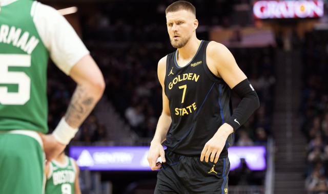 开云官网-湾区电台主持人：不明白为啥在截止日换波津 不知道邓利维咋想的