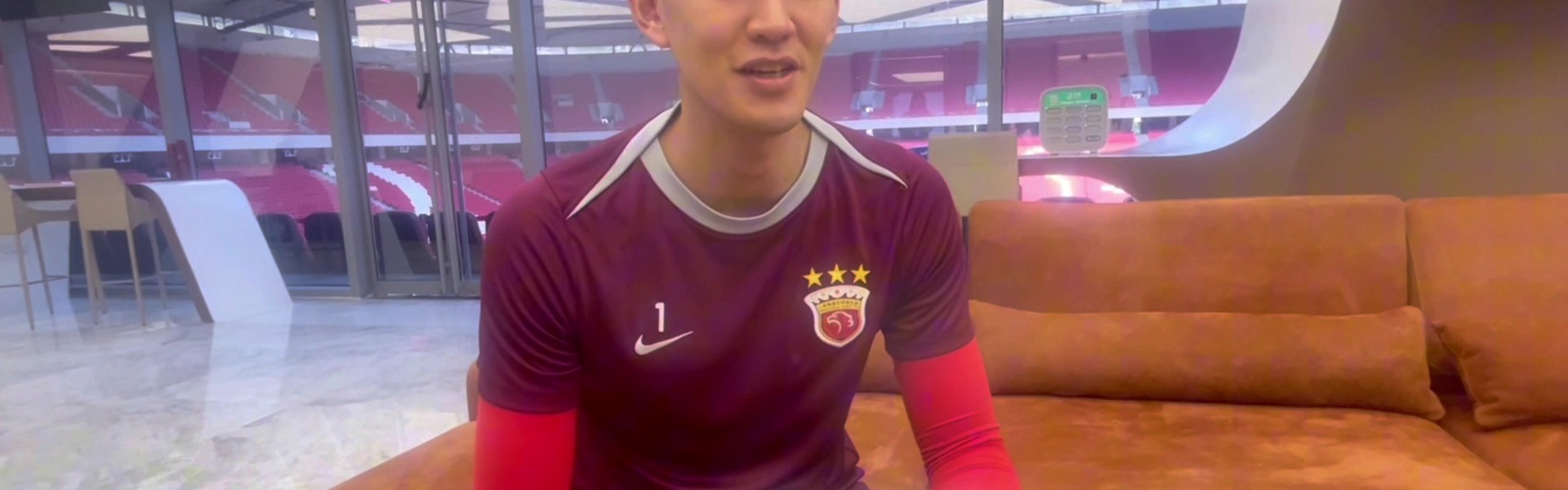 开云体育-直播吧中超最佳|颜骏凌：我的偶像范德萨给了祝福 最后九场拼下来