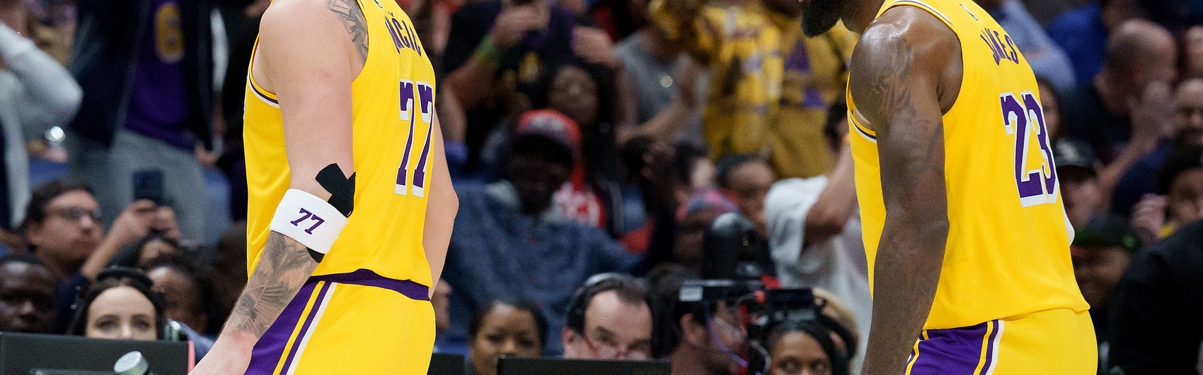 开云体育-徐静雨：老狮王不容易 具备一双慧眼的球迷才能看到詹姆斯的伟大