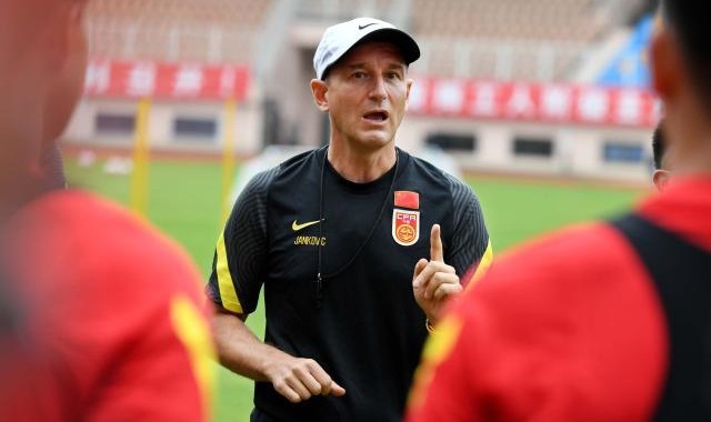 kaiyun-徐新顶替李可无损球队实力 国足海外开练强化体能