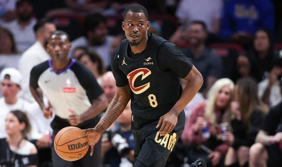 Scotto：贾冯特-格林和活塞签下一份一年部分保障的合同